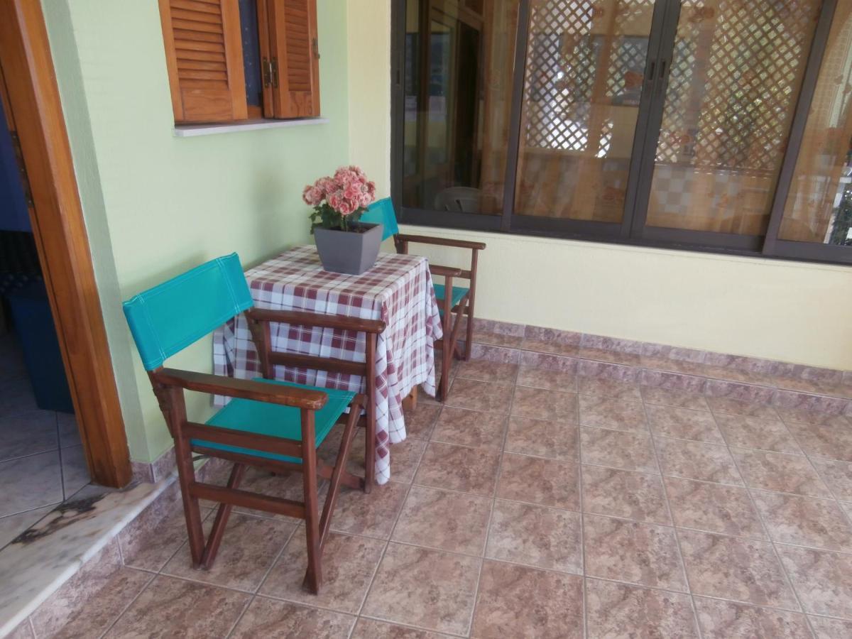 פטיטיריון Haravgi Hotel מראה חיצוני תמונה