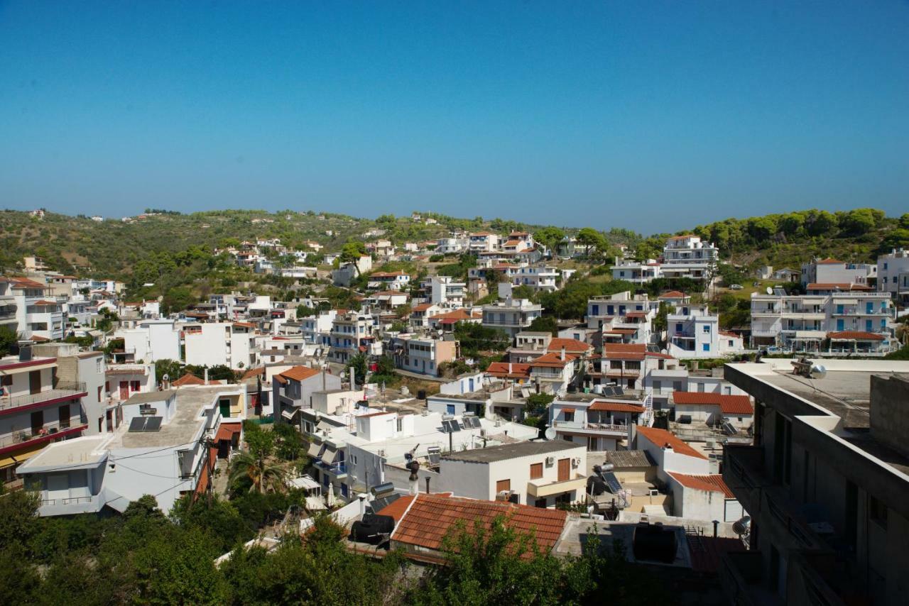 פטיטיריון Haravgi Hotel מראה חיצוני תמונה