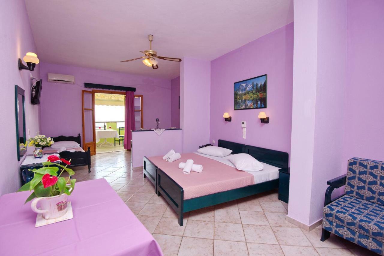 פטיטיריון Haravgi Hotel מראה חיצוני תמונה